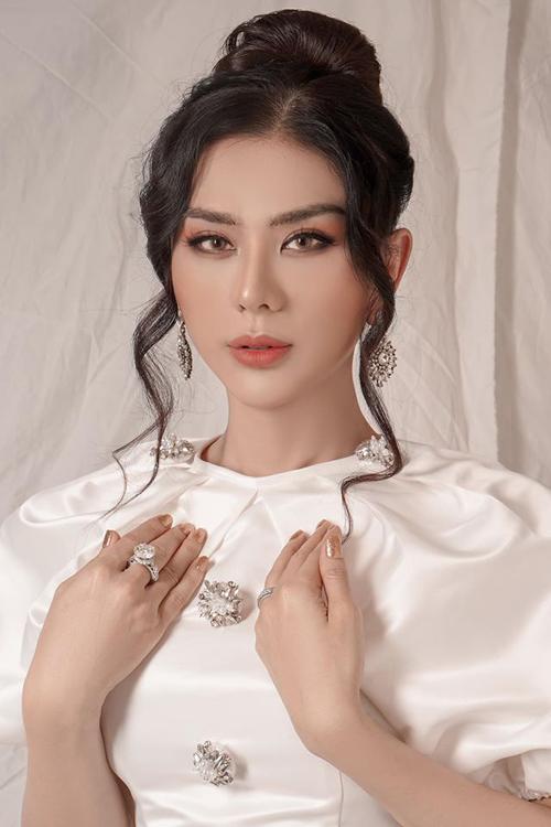 Giọng nói bị chê đàn ông, Lâm Khánh Chi muốn phẫu thuật chỉnh sửa-2