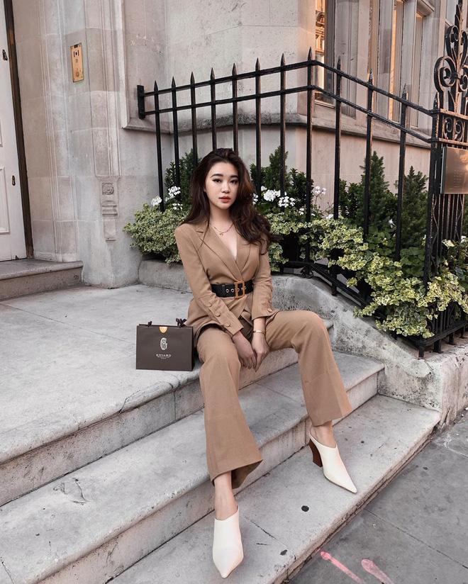 Gái đẹp Lào đang hot trên MXH Việt: Cuộc sống chuẩn rich kid, mỗi lần xuống phố diện một set đồ nhìn mê mẩn-5