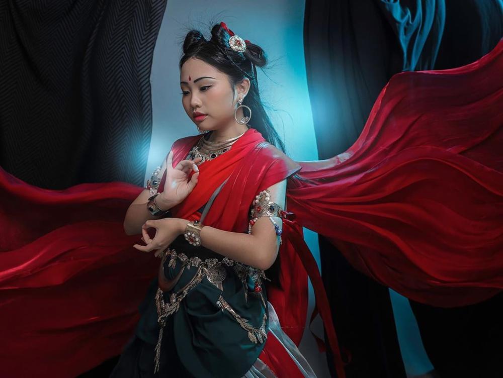 Phương Mỹ Chi đáp trả khi bị chê tạo hình cổ trang trong album mới: Nghe nhạc Phật cho bớt nghiệp-6