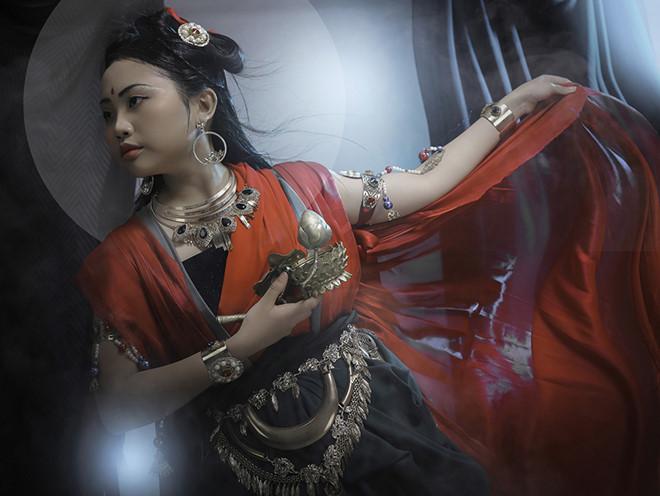 Phương Mỹ Chi đáp trả khi bị chê tạo hình cổ trang trong album mới: Nghe nhạc Phật cho bớt nghiệp-13