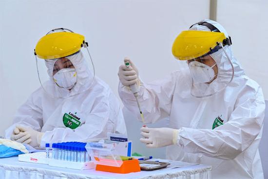 Chiều 27/4, Việt Nam không có ca Covid-19 mới, 3 ca nghi tái dương tính, bác BN 17 lại sốt