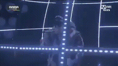 5 khoảnh khắc đi vào lịch sử của Kpop-3