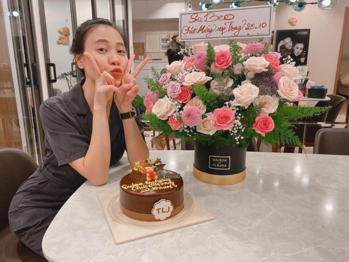 Người đẹp cho biết Subeo gọi cô là mẹ. Tình cảm mẹ con khá khắng khít. Vào các dịp đặc biệt, Subeo cùng bố tổ chức tiệc, mua hoa, tặng bánh cho "mẹ Trang".