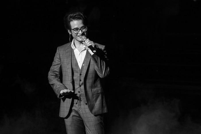 Hà Anh Tuấn khởi kiện một website vì vi phạm bản quyền album Truyện ngắn-2