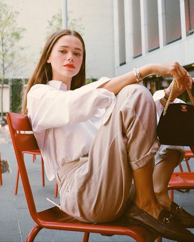 Là cựu người mẫu, Lipovetsky vốn sở hữu thân hình chuẩn, thon gọn. Dù trải qua 3 lần sinh nở, Lipovetsky giữ được vóc dáng săn chắc đáng mơ ước. Bí quyết của cô là thường xuyên tập gym, ngồi thiền, chạy bộ hoặc tham gia một số môn thể thao cảm giác mạnh. Lipovetsky cũng tự nhận bản thân lên ảnh trông trẻ hơn ngoài đời.