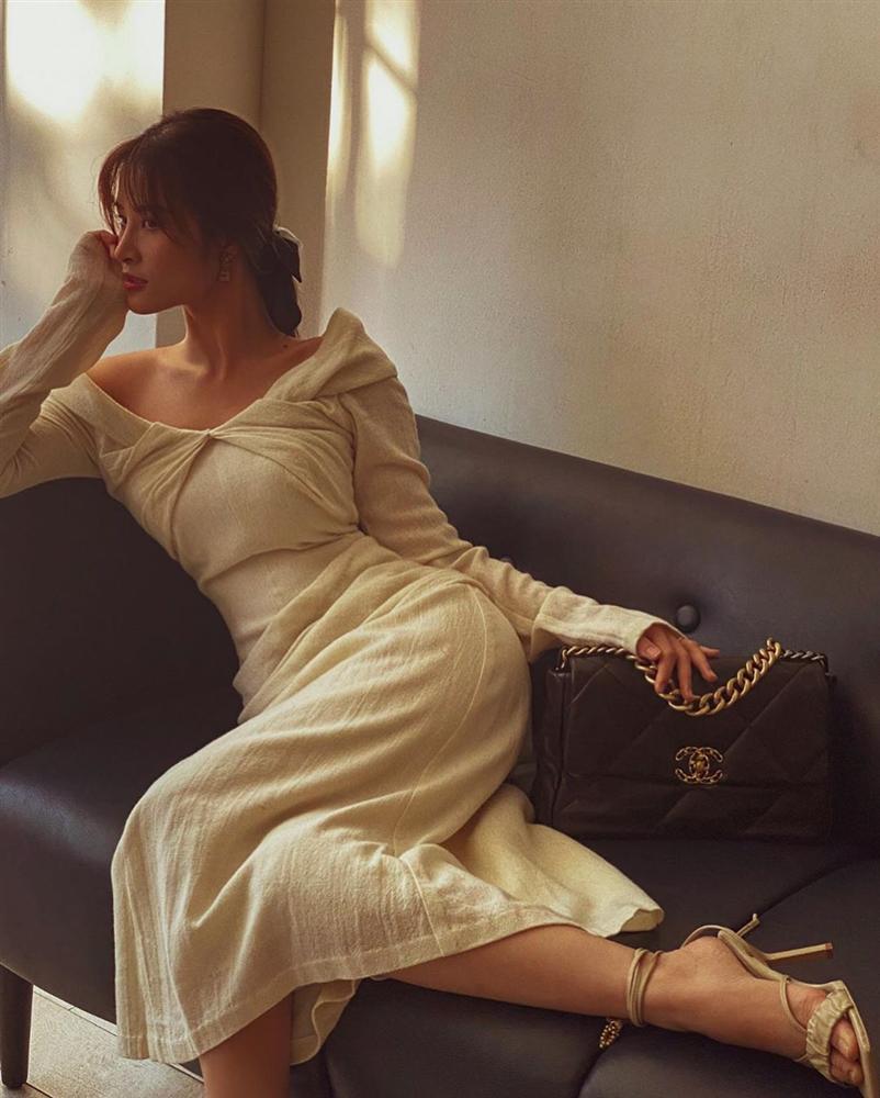 Đông Nhi giấu nhẹm bụng bầu 3 tháng với loạt bí kíp thời trang đỉnh cao-10