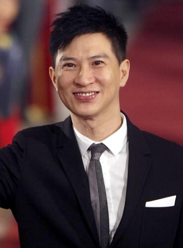 5 sao TVB xuất thân là cảnh sát trước khi rẽ hướng sang nghiệp diễn-4