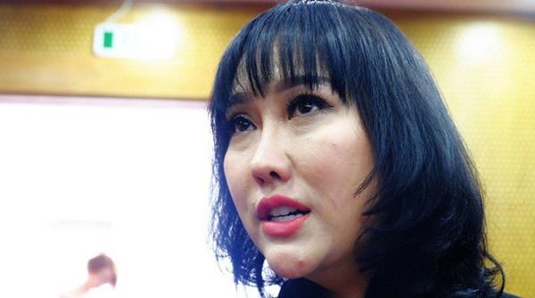 Người nổi tiếng từng gặp biến chứng sau dao kéo, có người phải sống mãi với gương mặt đáng sợ-7