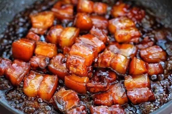 Thắng đường kho thịt, cá có gây hại sức khoẻ?-1