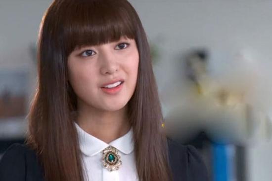 Đến chơi thấy chị gái ôm mặt khóc, anh rể lớn tiếng quát 'ăn bám ăn ít thôi', tôi đanh thép khiến gã sợ hãi