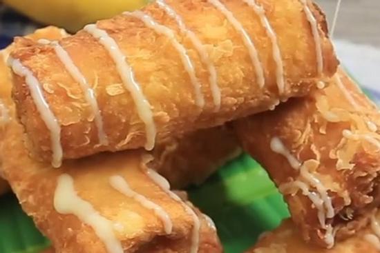 Trổ tài nội trợ với món bánh mì bọc chuối chiên giòn