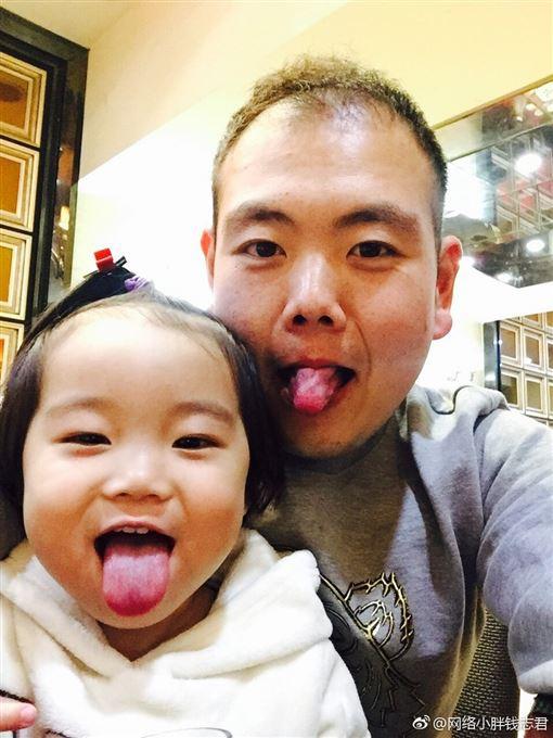 Meme ‘chàng mập’ nổi tiếng 17 năm trước đã giảm cân, sống bình lặng-3