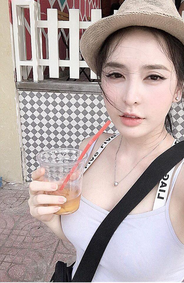 Dân mạng sửng sốt trước nhan sắc của mẹ bỉm sữa Việt chi 800 triệu đồng dao kéo-4