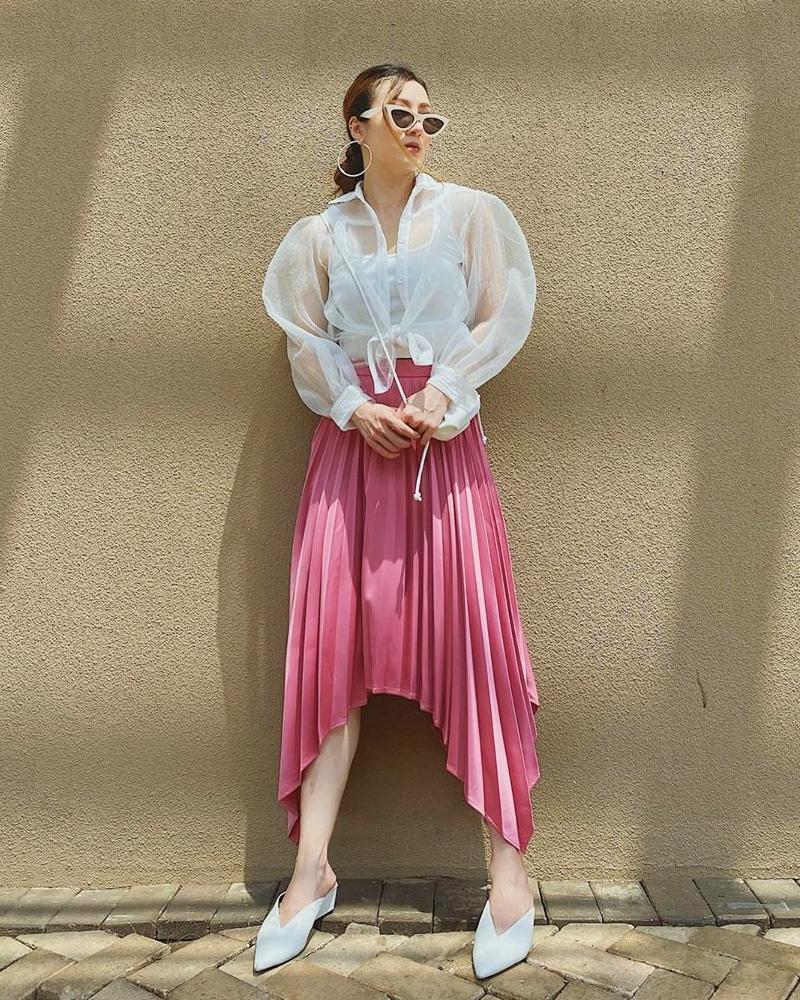 Phượng Chanel lần đầu diện áo trễ vai đẹp - Tóc Tiên mặc áo bra khoe vòng 1 táo bạo-10