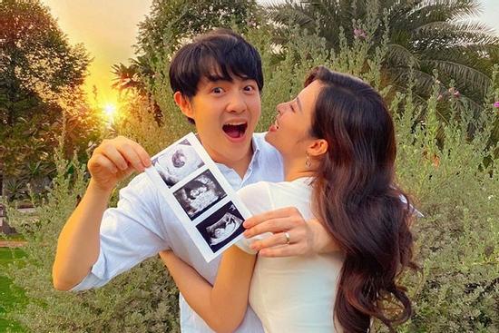 Đông Nhi: 'Nhà càng đông con càng vui, sinh đủ nếp đủ tẻ tôi sẽ dừng'