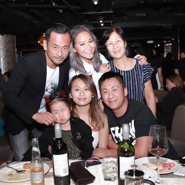 Tỷ phú Trung Quốc mất nghiệp khi lộ người tình showbiz, bao nuôi 100 phụ nữ-7