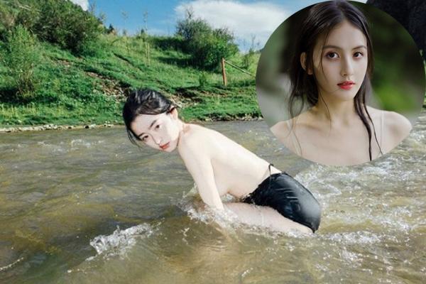 Nhức mắt khoảnh khắc cô gái diện đồ toang nội y trên phố Hà Nội-9