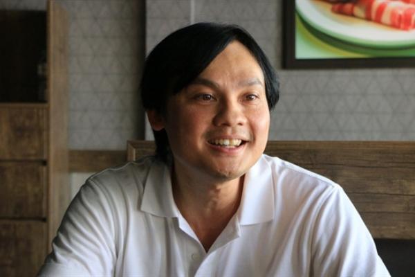 NSƯT Kim Tiểu Long bị chỉ trích vì cách cho tiền ca sĩ Kim Ngân lang thang tại Mỹ-6