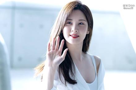 Seohyun ngoài đời ăn mặc đẹp, gợi cảm hơn ở tuổi 30