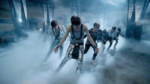 Những ca khúc bị chê bai thậm tệ-2