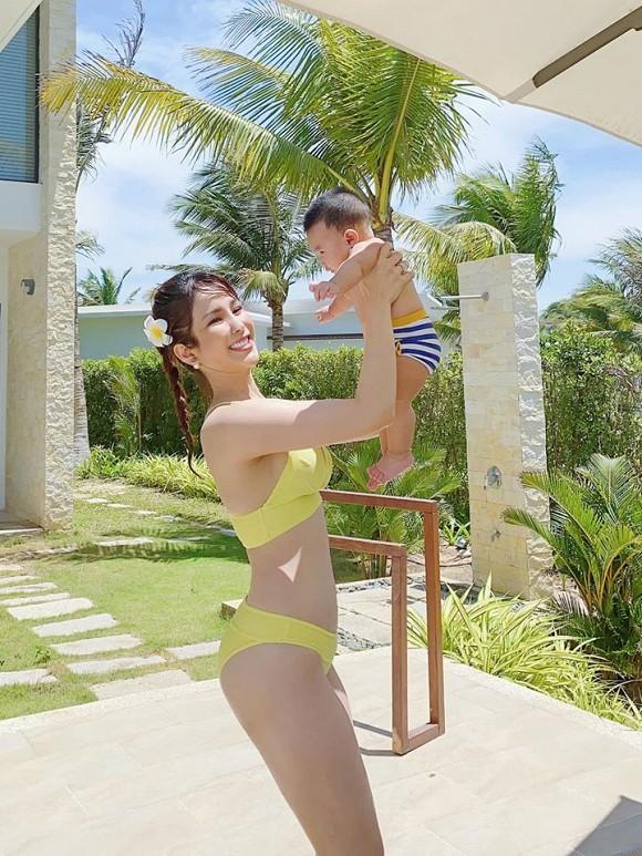Mẹ hai con Diệp Lâm Anh diện bikini khoe dáng nuột, ai nhìn cũng mê-2