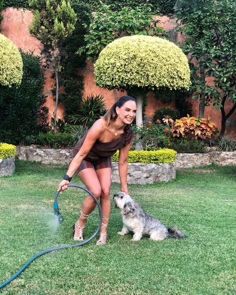 Bản tin Hoa hậu Hoàn vũ 1/5: HHen Niê - Hoàng Yến song kiếm hợp bích, tỏa sáng khó cản-4