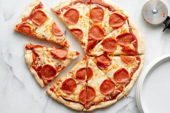 Cách làm pizza bằng chảo chống dính