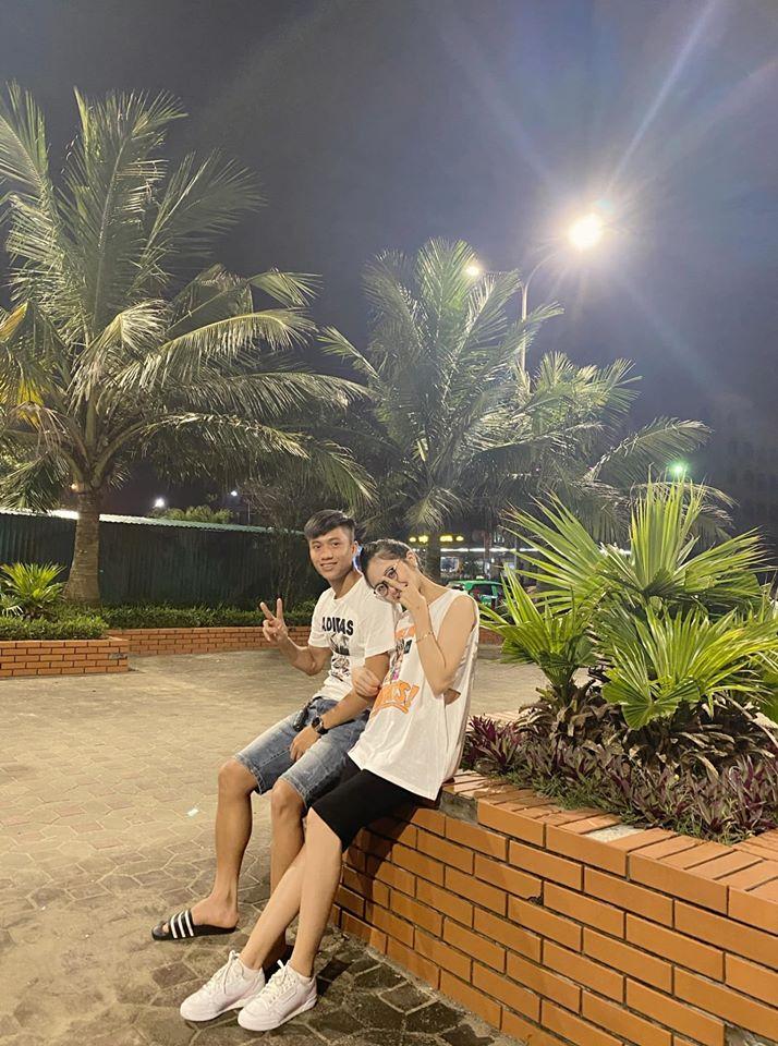 Đang bụng mang dạ chửa, bà xã hotgirl lại bị Phan Văn Đức công khai khoảnh khắc xấu để đời-1