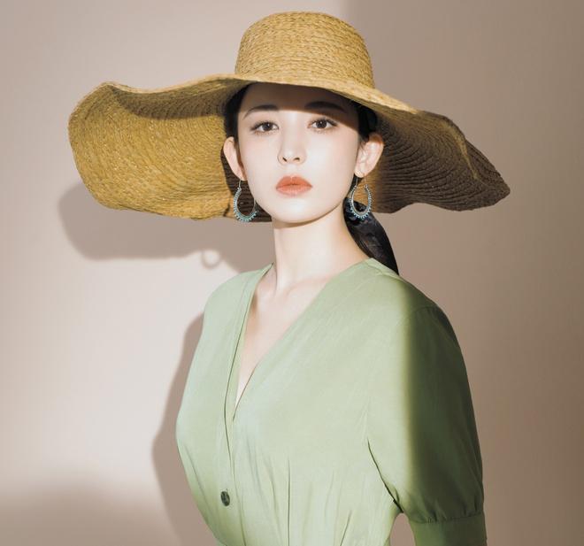 Mỹ nữ Tân Cương Cổ Lực Na Trát tái xuất được khen xinh đẹp-6