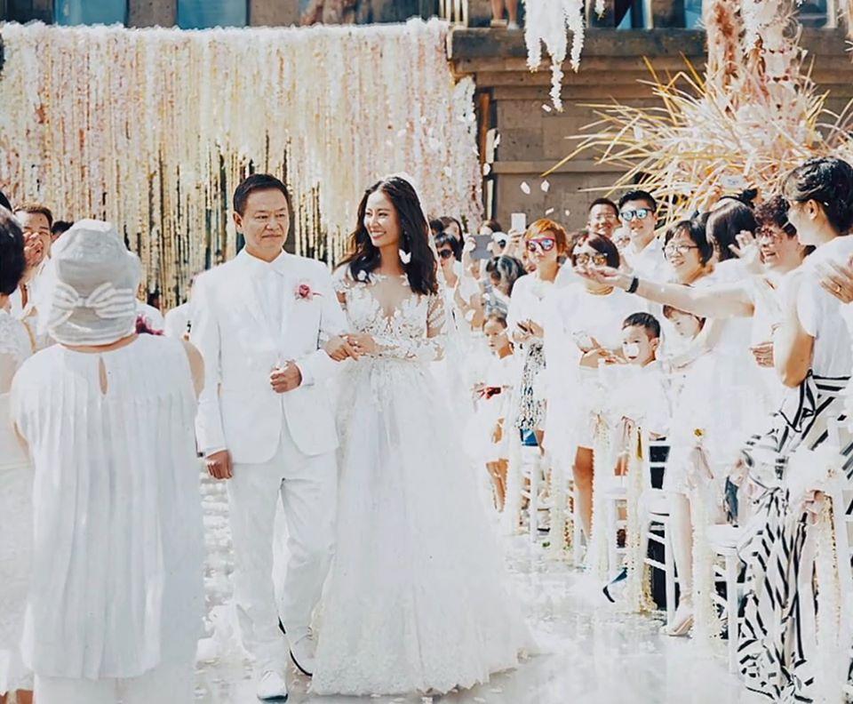 Hình ảnh chưa từng được tiết lộ trong đám cưới của Lâm Tâm Như-1