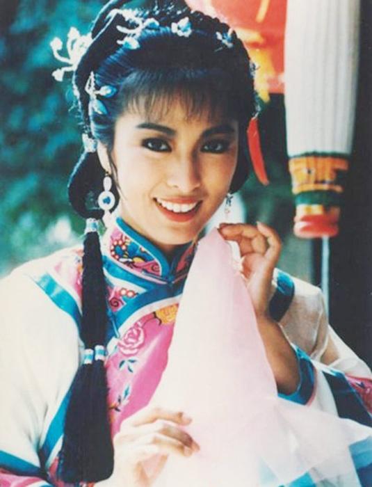 Mỹ nhân Thành Long theo đuổi 8 năm, 20 năm sau mới xin lỗi vì phụ bạc-5