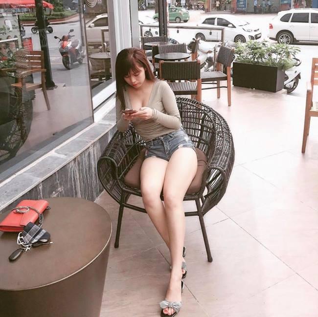 Nữ gymer Việt mặc quá gợi cảm xuống phố, dễ gây tai nạn-5