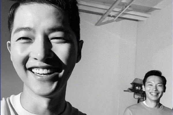 Song Hye Kyo công khai lộ diện sau tin đồn tái hợp tình cũ Hyun Bin, đáng chú ý nhất vẫn là nhan sắc bất biến-4