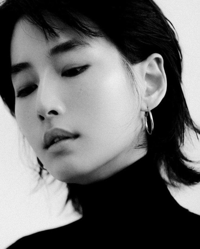 Chiêm ngưỡng dung nhan 2 tiểu tam hot nhất MXH: Cô bên Hàn thuần khiết, nàng bên Trung ngọt ngào-5