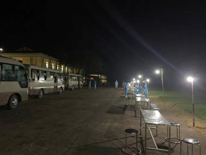 Cách ly 273 công dân Việt Nam trở về từ Canada-1