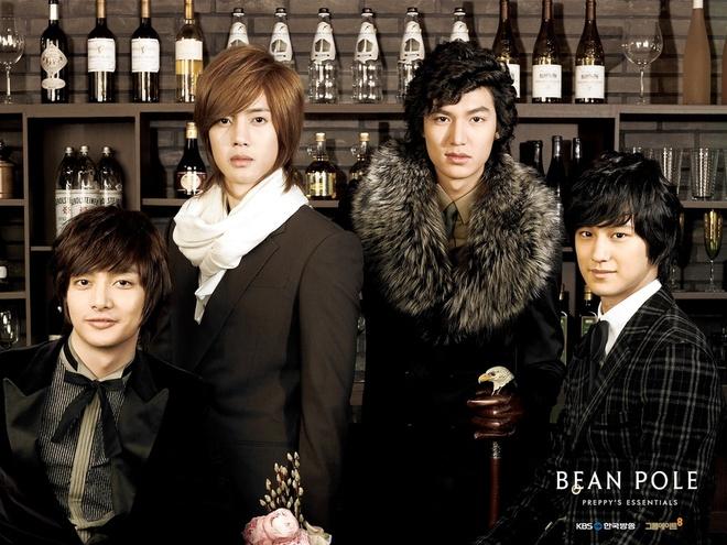 Lee Min Ho đóng phim nào cũng mặc đẹp, dùng đồ hàng hiệu-15