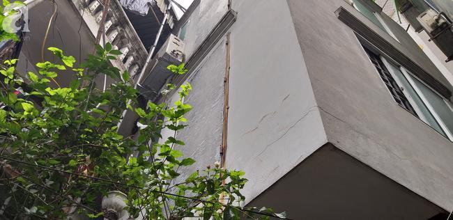 Mẹ nam thanh niên giết vợ và con trai 2 tuổi ở Hà Nội: Con trai tôi từng tâm sự vợ nó tuyên bố đứa con trai là của người khác, khiến nó rất uất ức-4