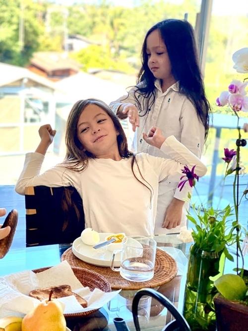 Biệt thự ở Mỹ của ca sĩ Hồng Nhung-1