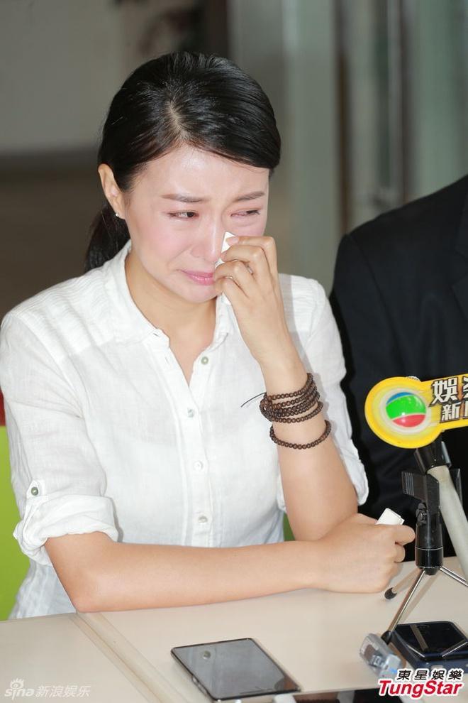 3 sao TVB từng phải tổ chức họp báo khóc lóc xin lỗi khán giả-6