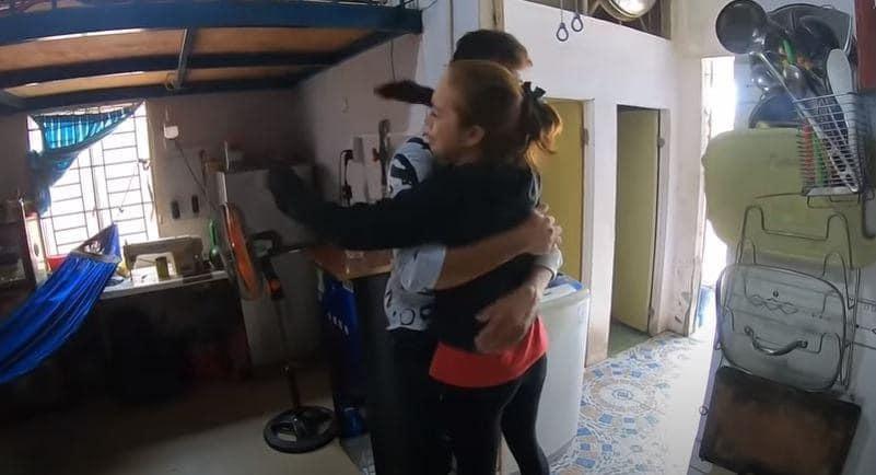 Cô dâu Việt 65 tuổi kết hôn với thanh niên ngoại quốc 24 tuổi: Phản ứng bất ngờ của người thân-2