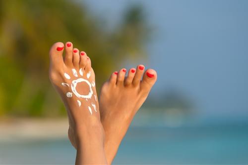 Xòe bàn chân ra để xem: Ngón chân dài ngắn sẽ tiết lộ cực chuẩn tương lai của bạn sang hay hèn-2