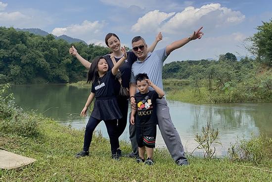 Nhà Jennifer Phạm chơi ở nông trại