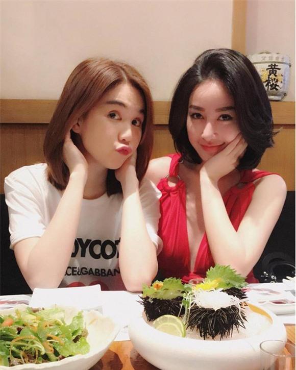 Chị gái Ngọc Trinh và những lần chửi sốc óc người trong showbiz chỉ để bảo vệ em-3