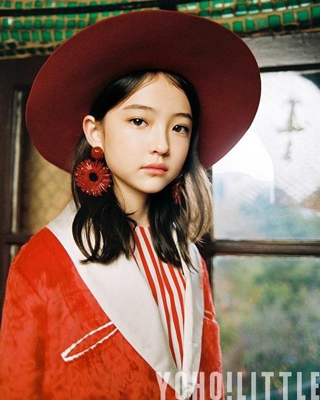 11 tuổi, mẫu nhí đắt giá Ella Gross đã plank mỗi ngày để duy trì vóc dáng-7