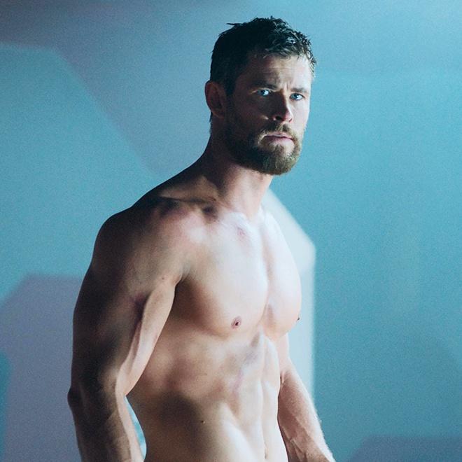 Chris Hemsworth hàng ngày tập gì để giữ cơ bụng 6 múi?-3