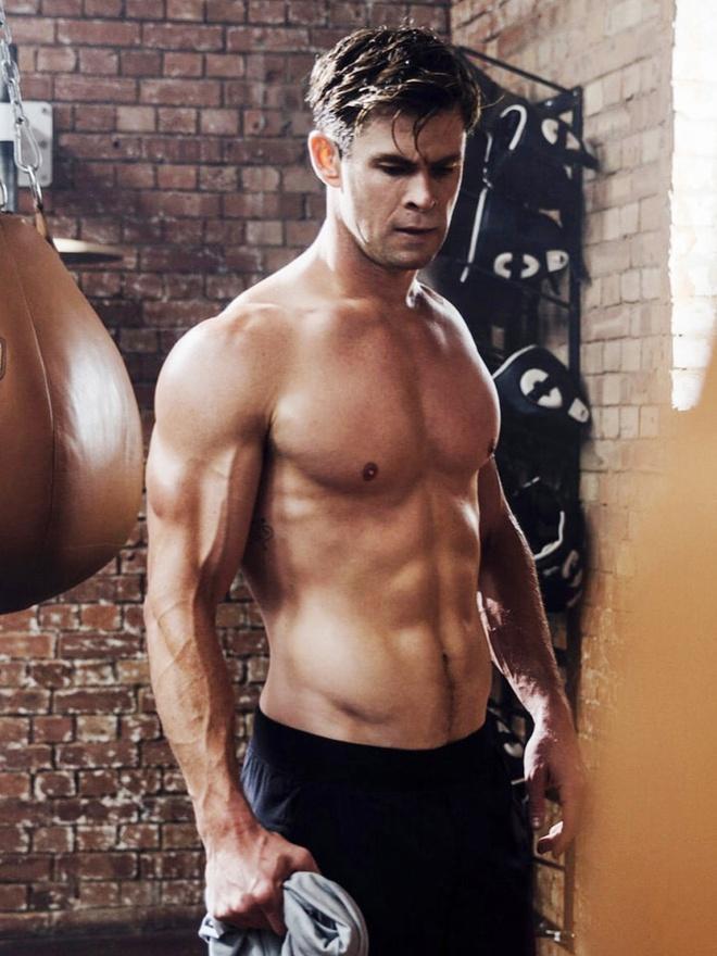 Chris Hemsworth hàng ngày tập gì để giữ cơ bụng 6 múi?-4