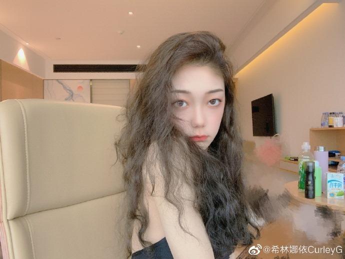 Thí sinh Tân Cương sở hữu chất giọng nổ tung sân khấu, hát hay nhất Sáng tạo doanh 2020-6