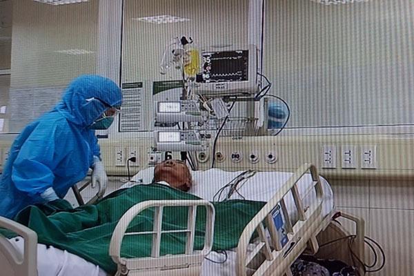 Phi công người Anh mắc Covid-19 đang rất nguy kịch-2