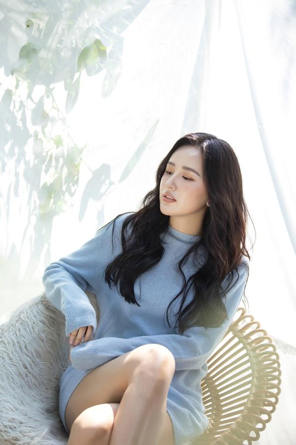 Mai Phương Thúy ca thán vì chẳng ai chú ý đến gương mặt đẹp của mình mà chỉ quan tâm đến chiều cao khủng-1