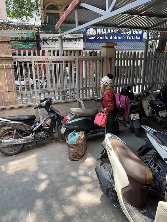 Hot girl ăn quỵt Bella tái xuất: Mặc đồ phát ngốt khi thời tiết nắng như đổ lửa-3